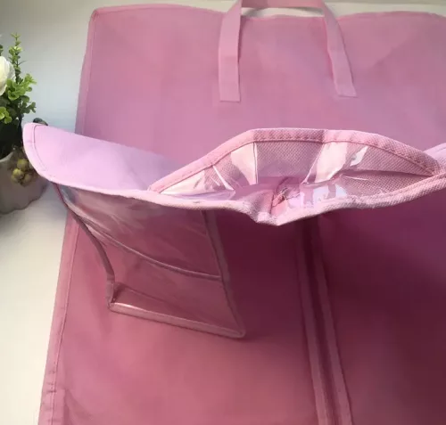 Pink Alkalmi Ruhazsák Fekete Szegéllyel + 1db Fehér Vállfa